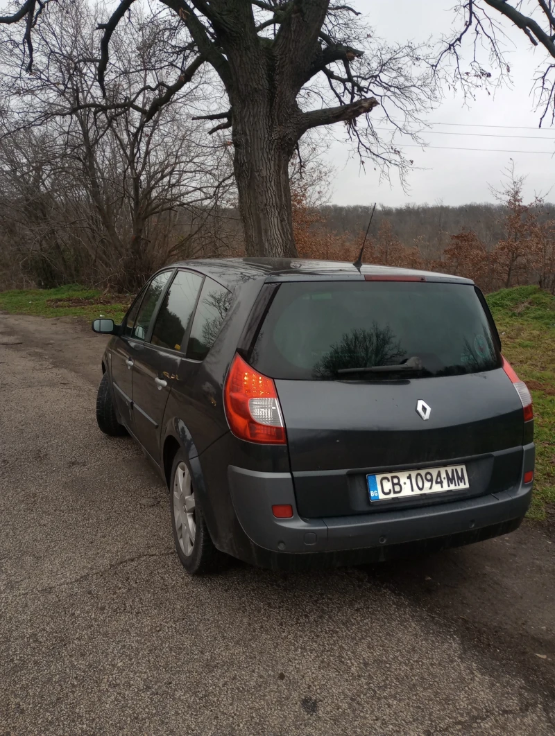 Renault Scenic, снимка 9 - Автомобили и джипове - 49441790