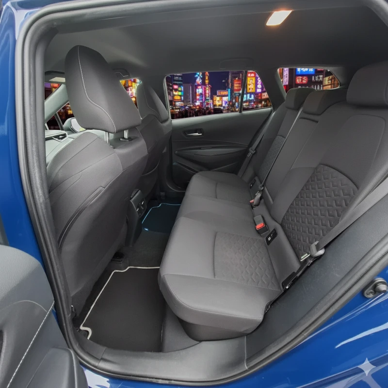 Toyota Corolla TOURING SPORTS 1.8 HYBRID   LUXURY , снимка 10 - Автомобили и джипове - 52590387