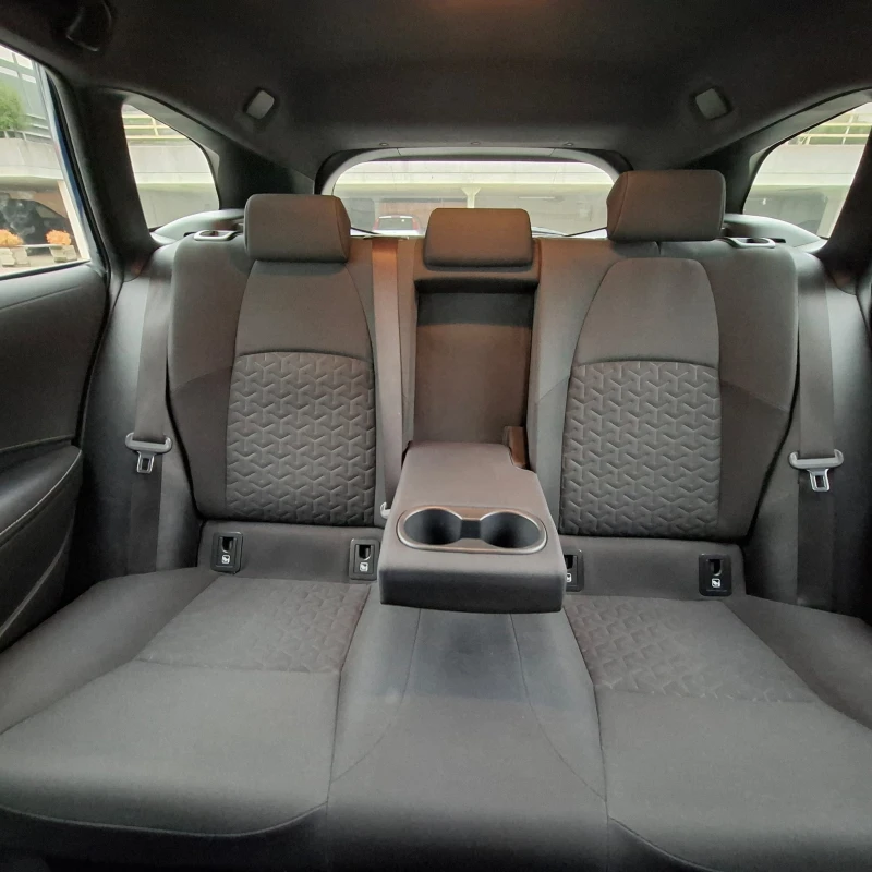 Toyota Corolla TOURING SPORTS 1.8 HYBRID   LUXURY , снимка 7 - Автомобили и джипове - 52590387