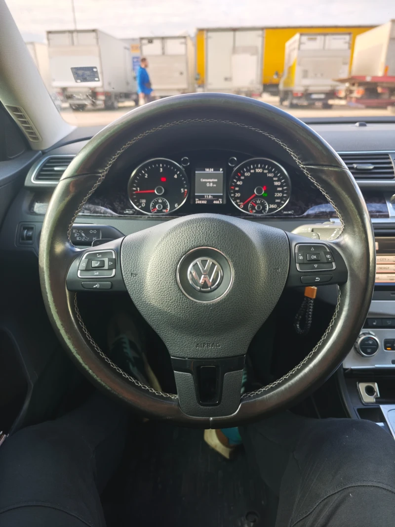 VW Passat B7, снимка 7 - Автомобили и джипове - 52617016