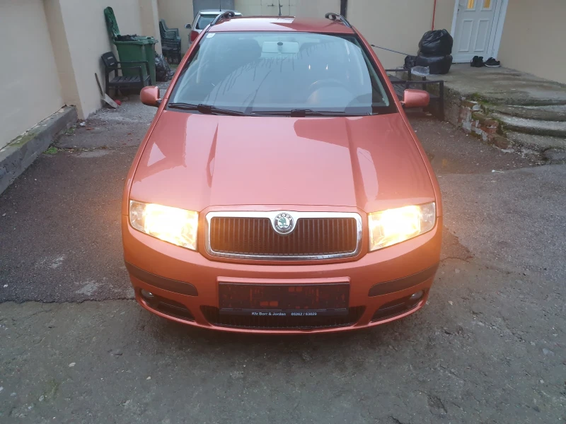 Skoda Fabia 1.4TDI, снимка 5 - Автомобили и джипове - 52886669