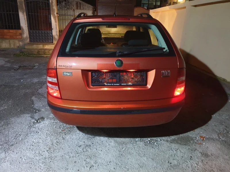 Skoda Fabia 1.4TDI, снимка 4 - Автомобили и джипове - 52886669