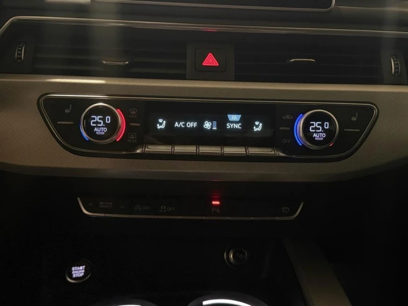 Audi A4 Quatro* Carfax * Лизинг, снимка 10 - Автомобили и джипове - 53400175