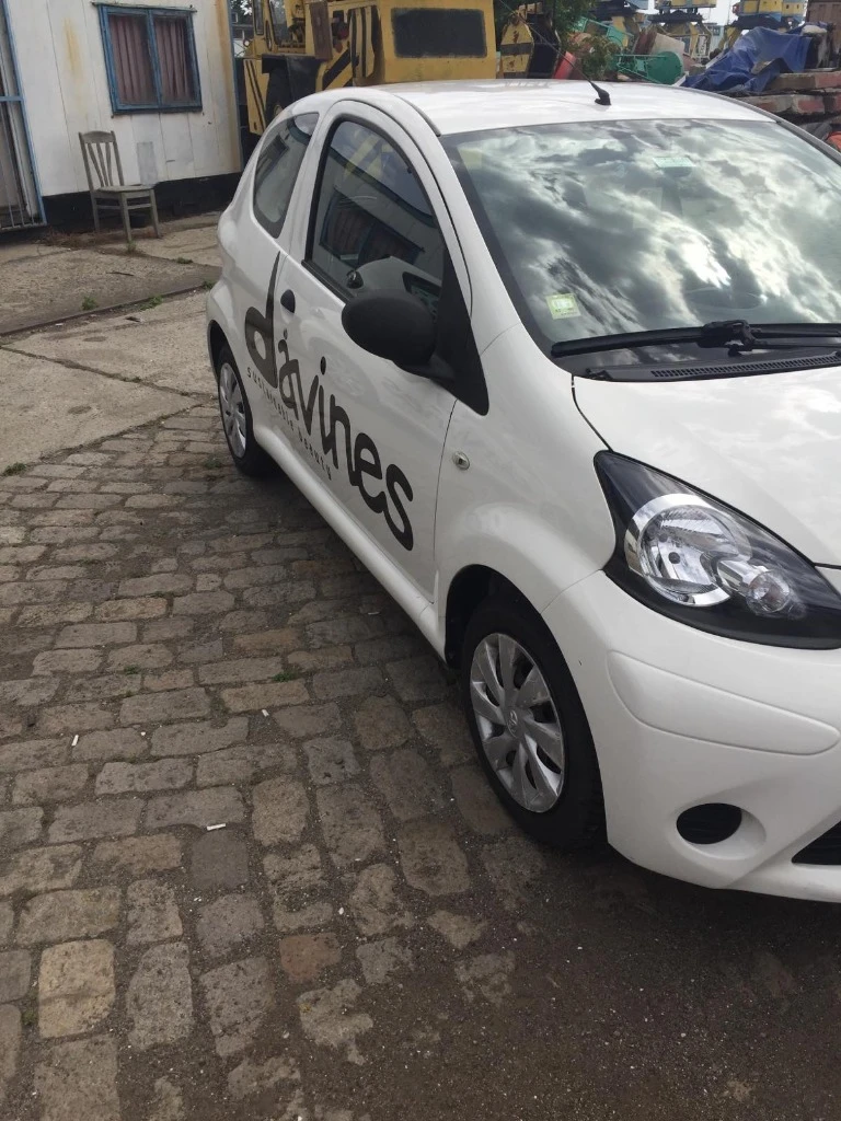 Toyota Aygo 1000, снимка 2 - Автомобили и джипове - 47504558