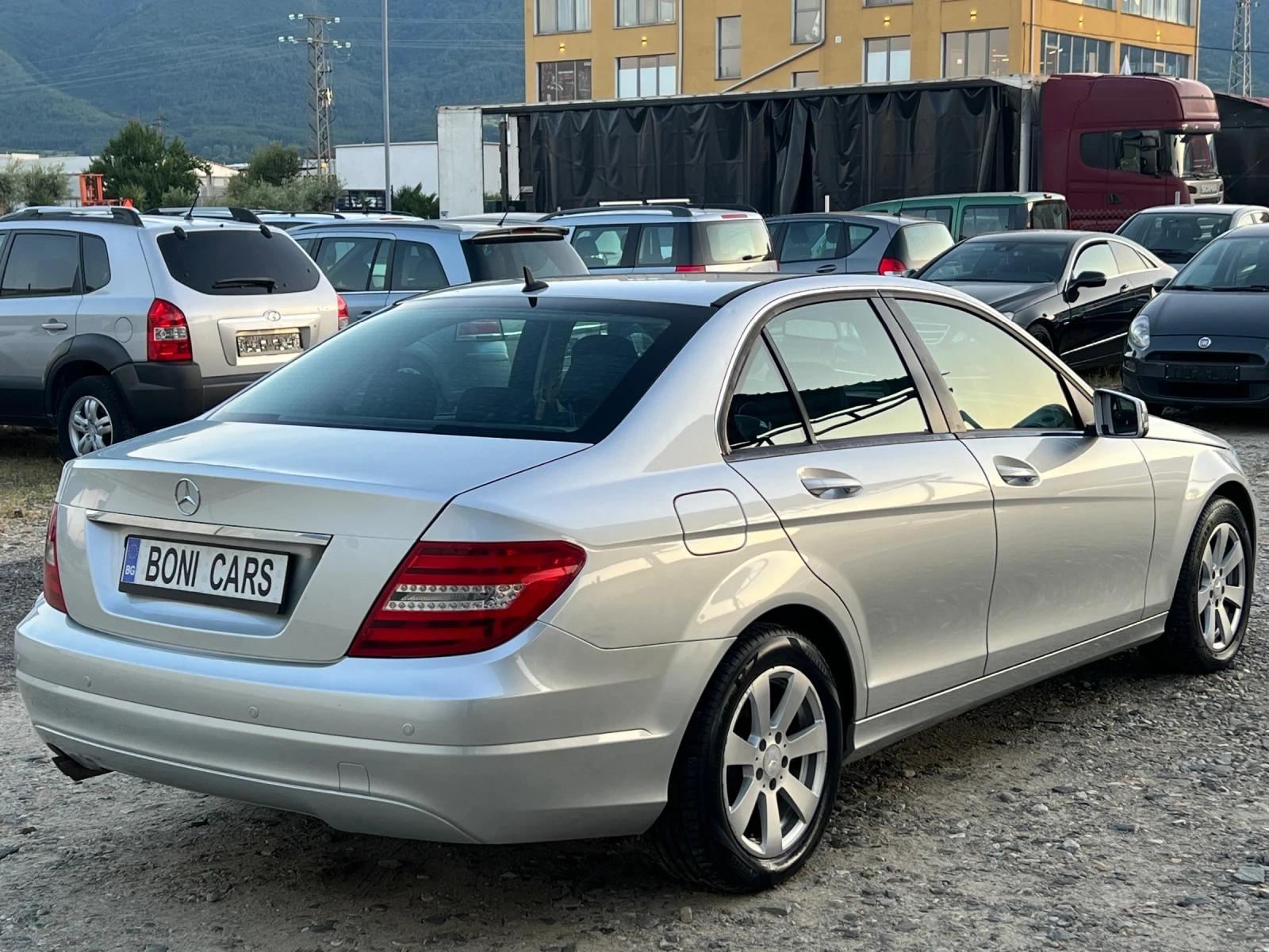 Mercedes-Benz C 200 2.2 CDI BLUE-EFFICENCY/ Автоматик/Нави/Park assist - изображение 5
