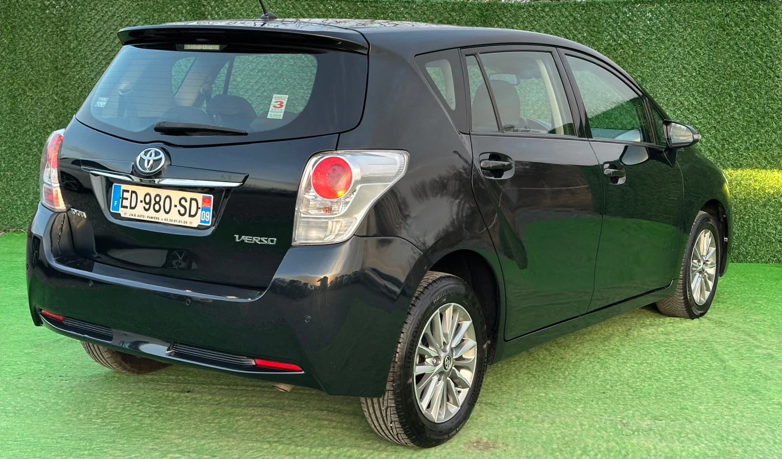 Toyota Verso 1.6 D & KAMERA & NAVY & 7 MESTA & SERVIZNA ISTORIQ - изображение 7