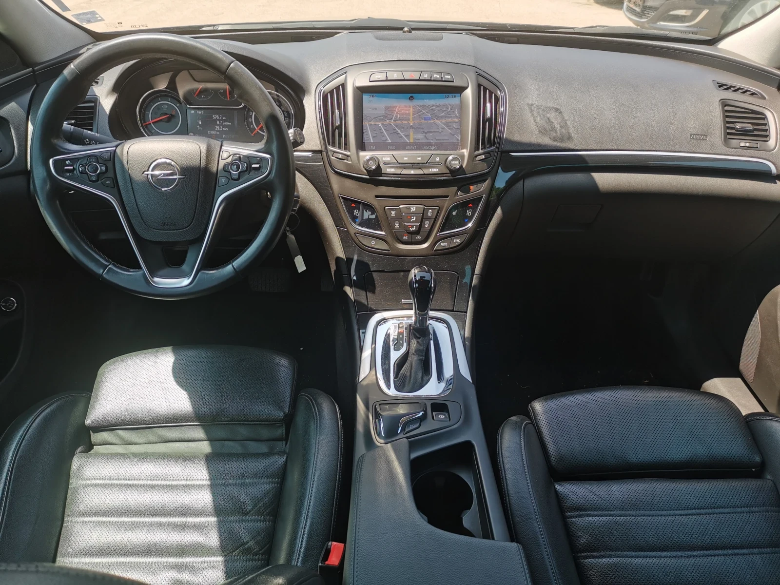 Opel Insignia 2.0 CDTI BI-TURBO 4X4 195  - изображение 7