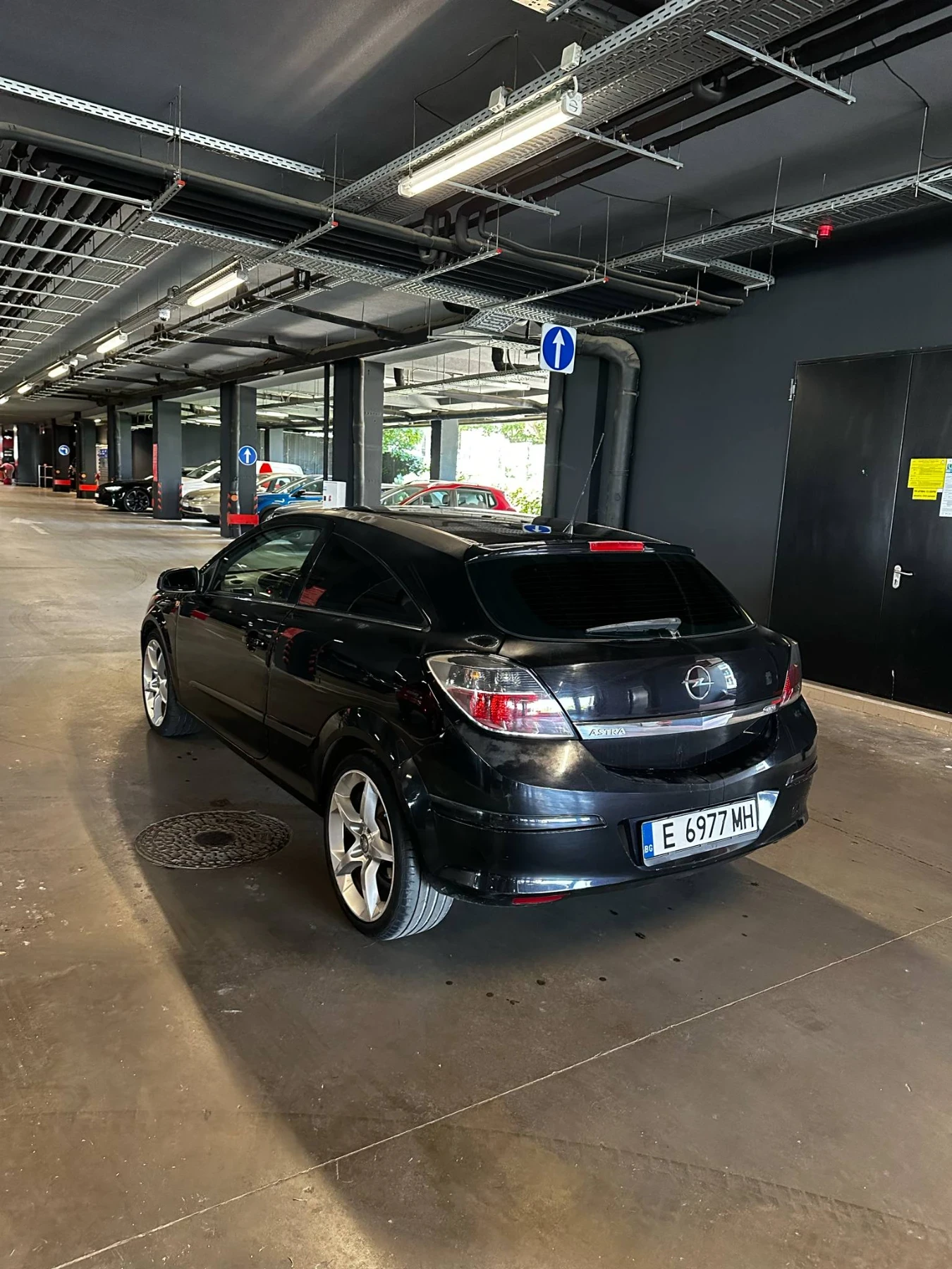 Opel Astra 1.9 CDTI 150 к.с. 6 ск. - изображение 3
