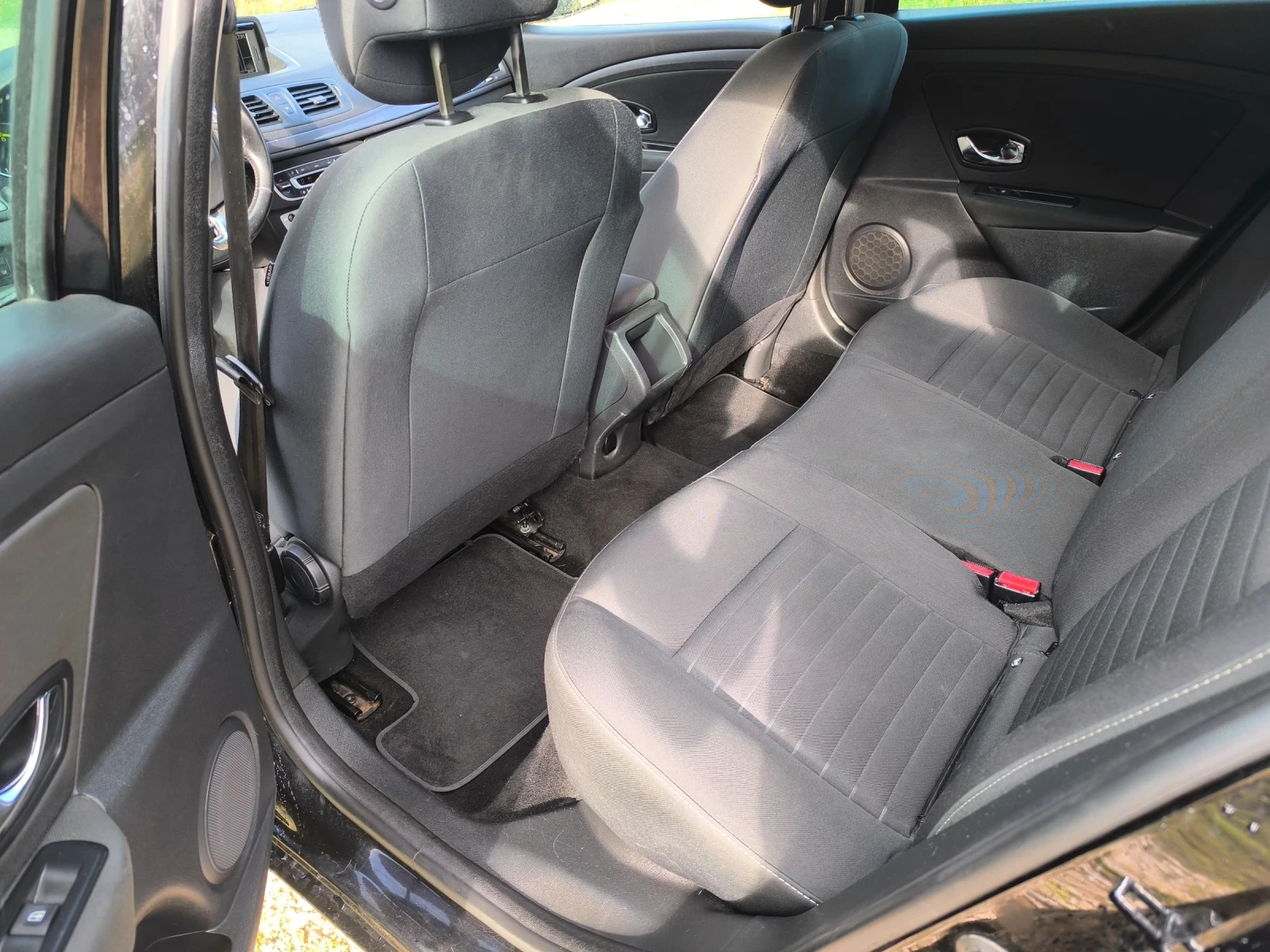 Renault Megane 1.5 DCI 110  - изображение 6