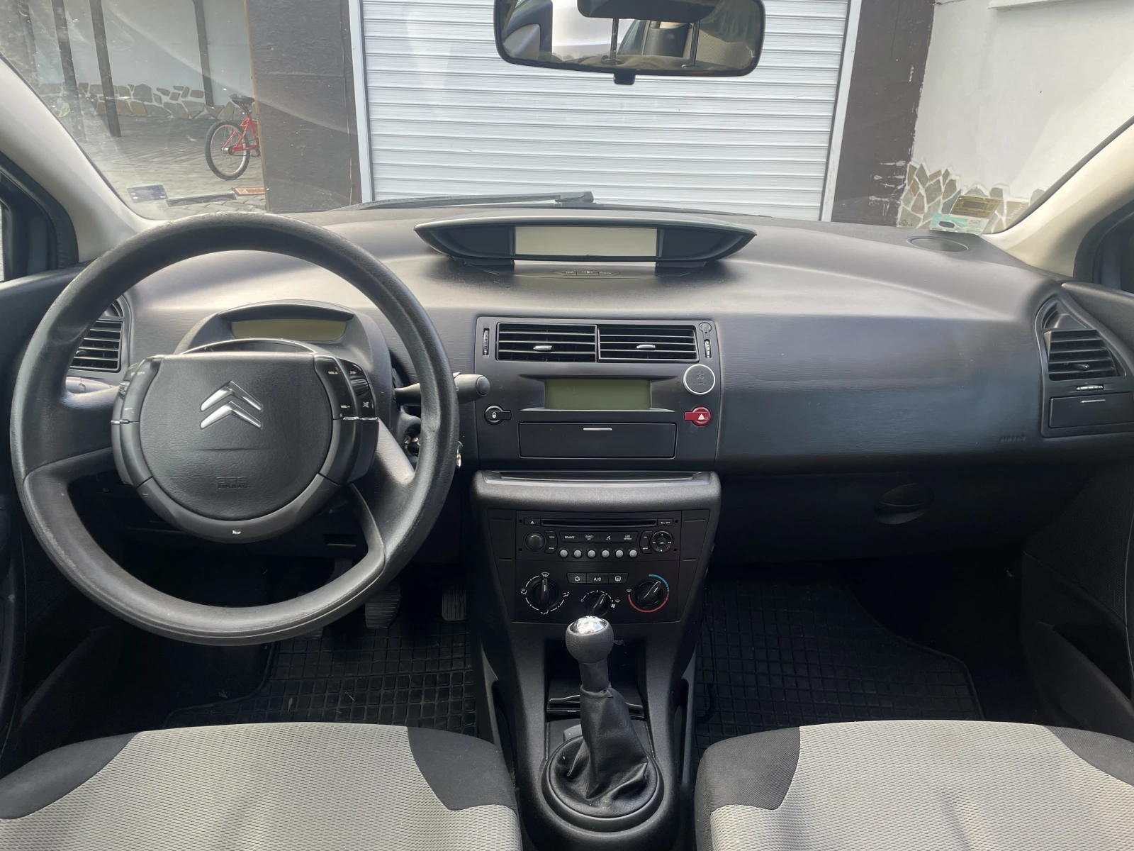 Citroen C4 1, 8 HDi - изображение 7