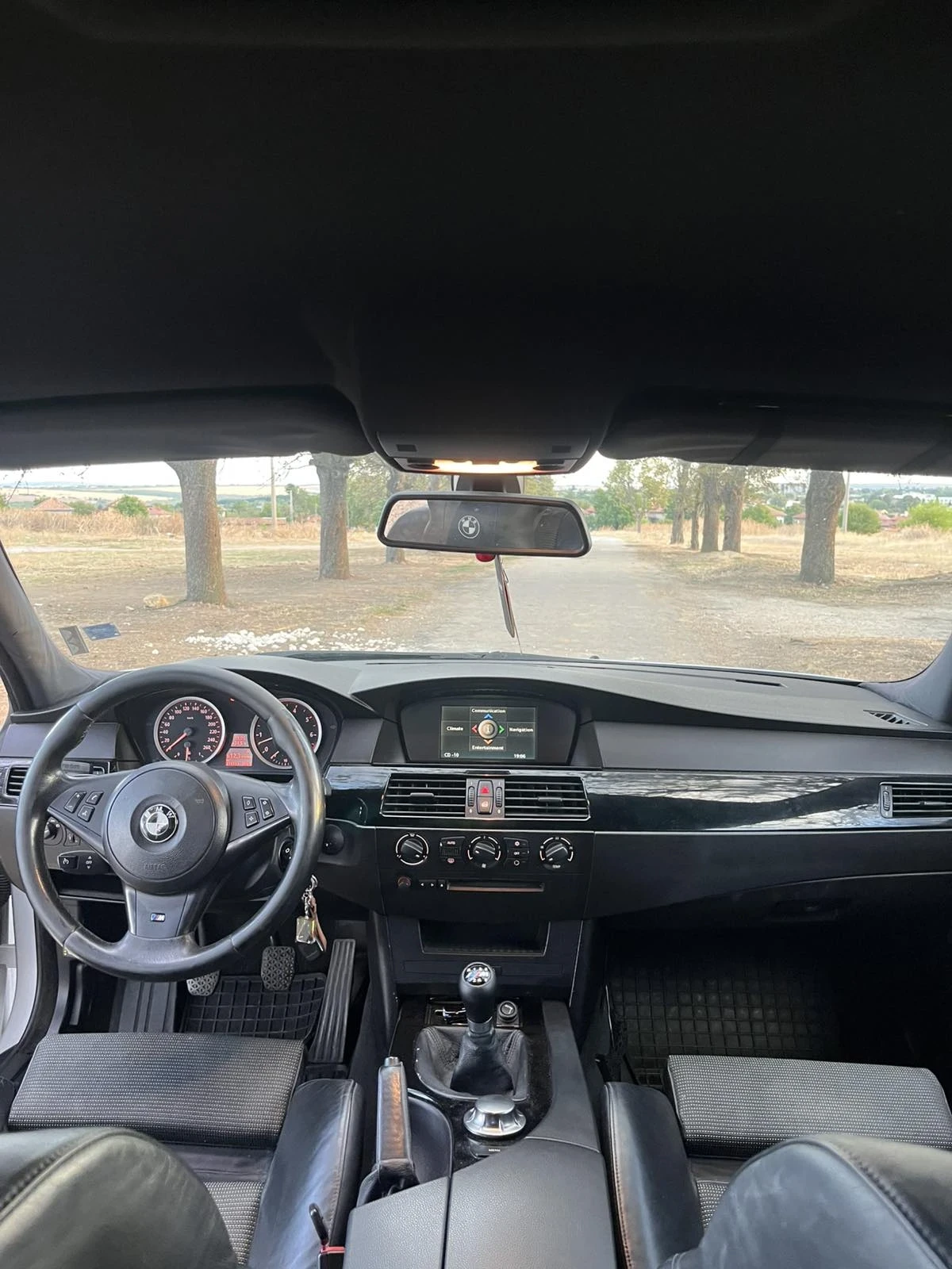 BMW 520  - изображение 9