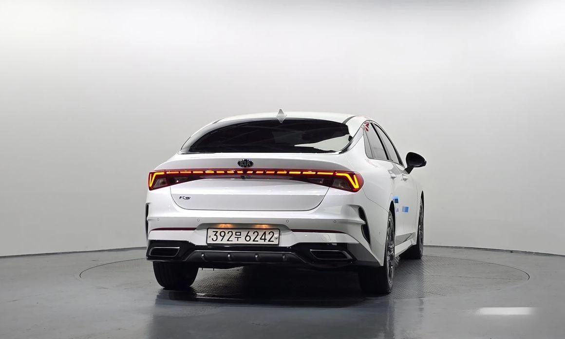 Kia K5 2.0 Signature * НАЙ-ДОБРА ЦЕНА В БЪЛГАРИЯ*  - изображение 4