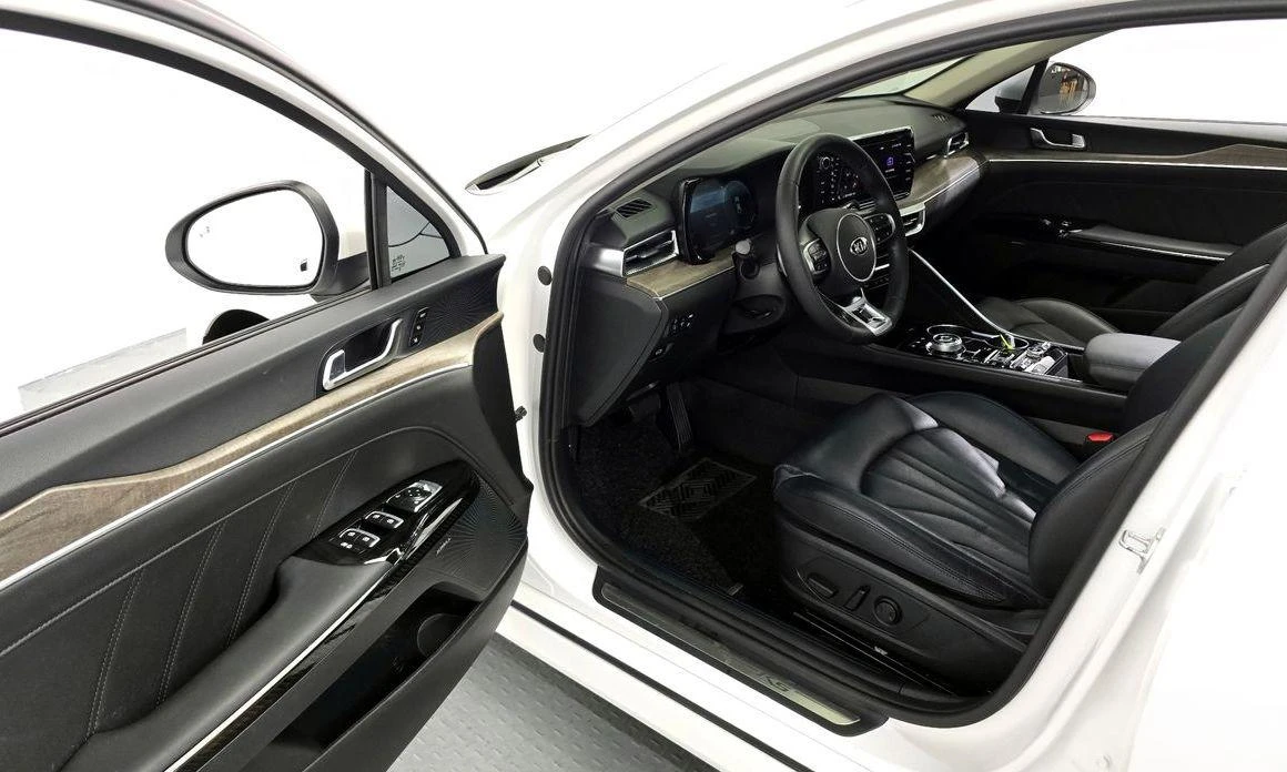 Kia K5 2.0 Signature * НАЙ-ДОБРА ЦЕНА В БЪЛГАРИЯ*  - изображение 10