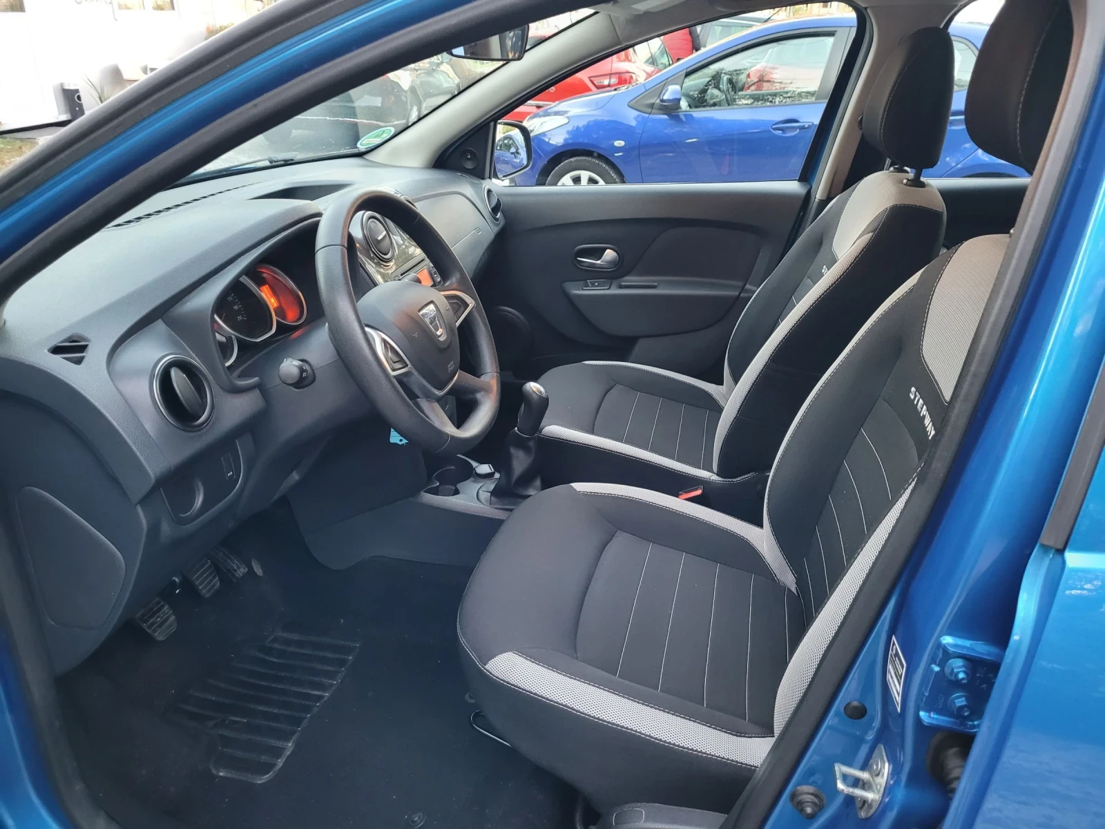 Dacia Sandero 1.5 DCI STEPWEY | Mobile.bg — изображение 6