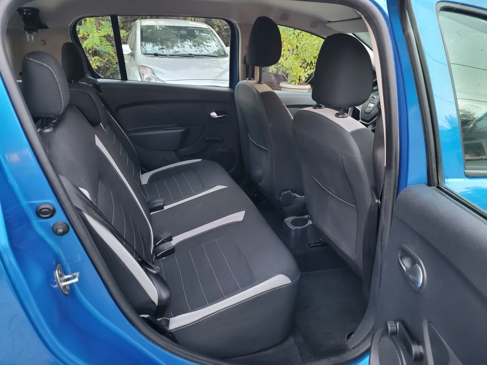 Dacia Sandero 1.5 DCI STEPWEY | Mobile.bg — изображение 9