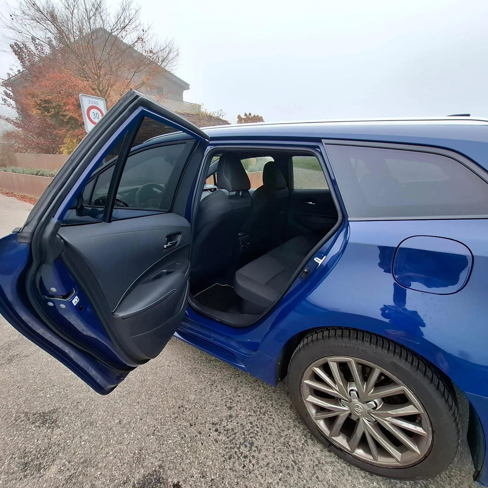 Toyota Corolla  , снимка 6 - Автомобили и джипове - 52808196