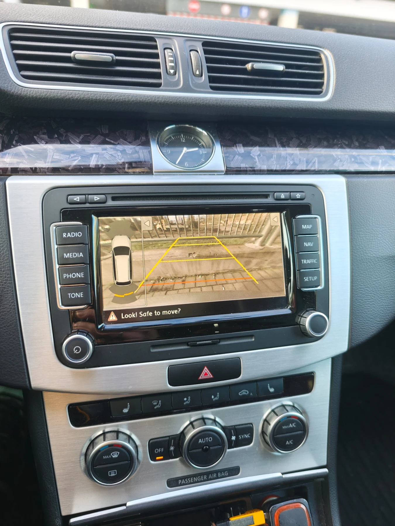 VW Passat B7 - изображение 10