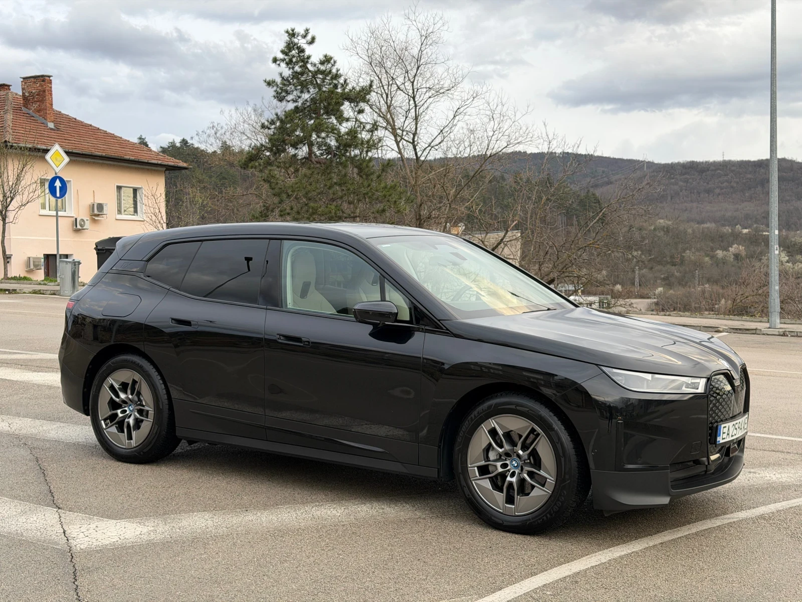 BMW iX 40 | Mobile.bg � ����������� 5