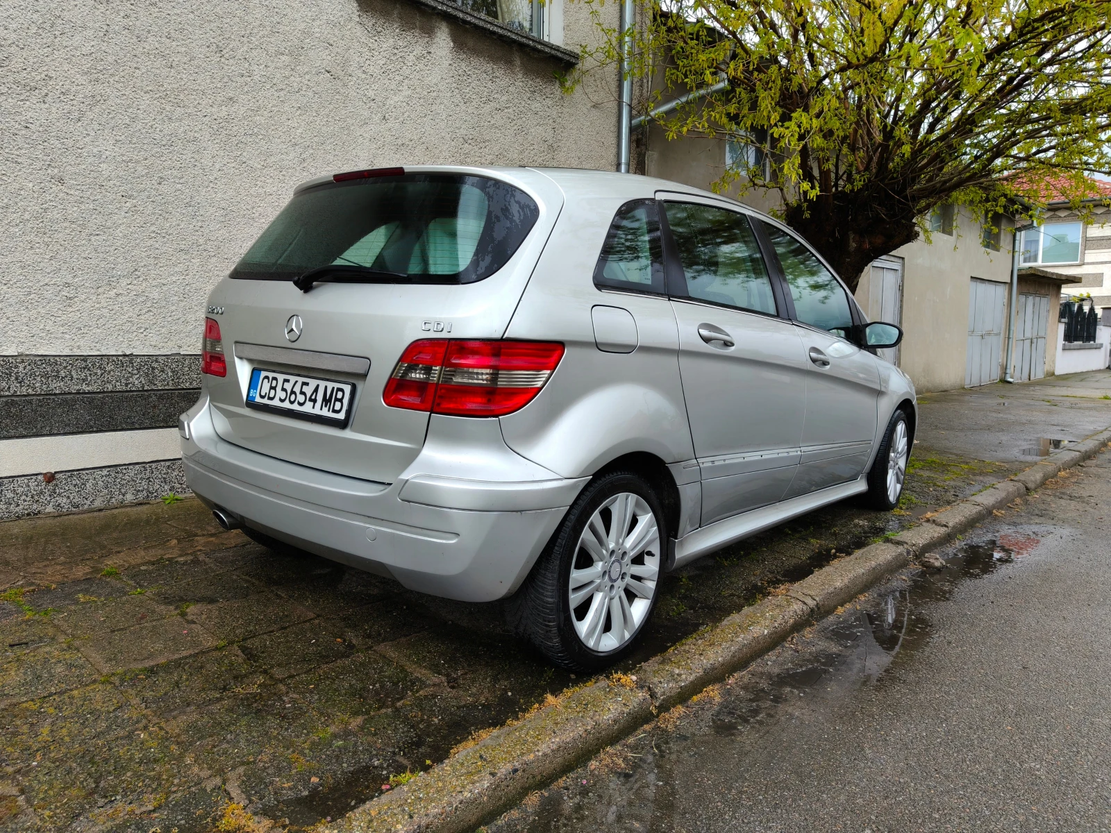 Mercedes-Benz B 200 CDI, снимка 7 - Автомобили и джипове - 54295442