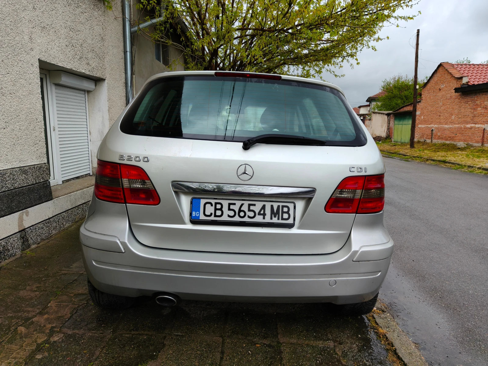 Mercedes-Benz B 200 CDI, снимка 3 - Автомобили и джипове - 54295442