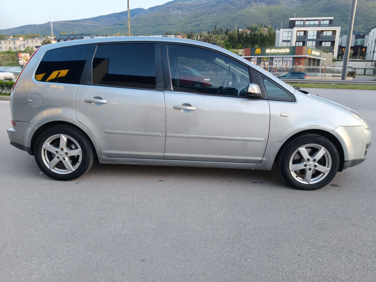 Ford C-max 1.6 Ghia, снимка 4 - Автомобили и джипове - 54430484