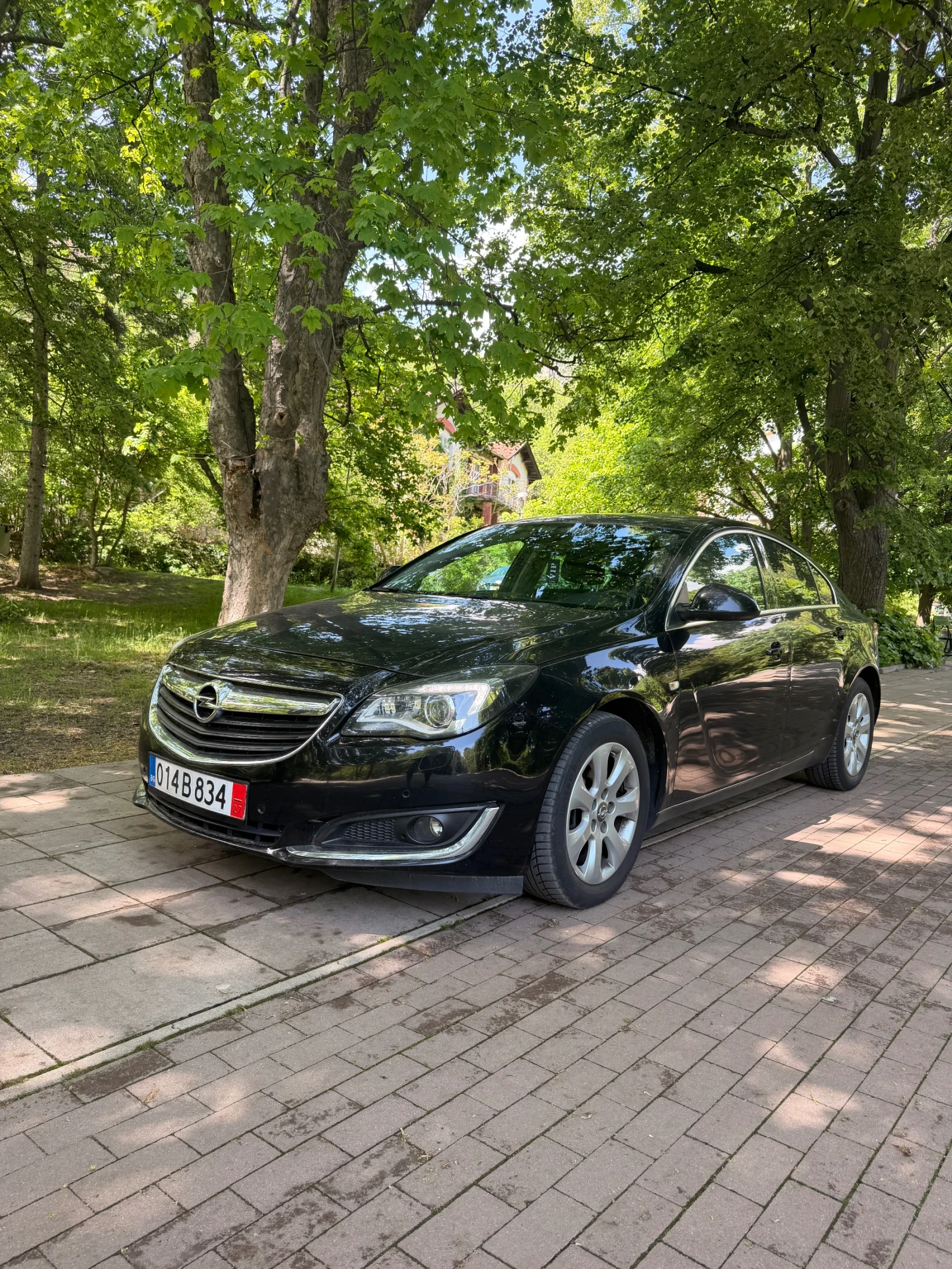 Opel Insignia, снимка 2 - Автомобили и джипове - 54514781