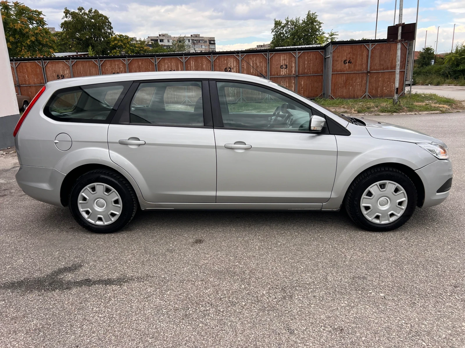 Ford Focus 1.6TDCi 109k.c * Климатик* , снимка 6 - Автомобили и джипове - 55268166