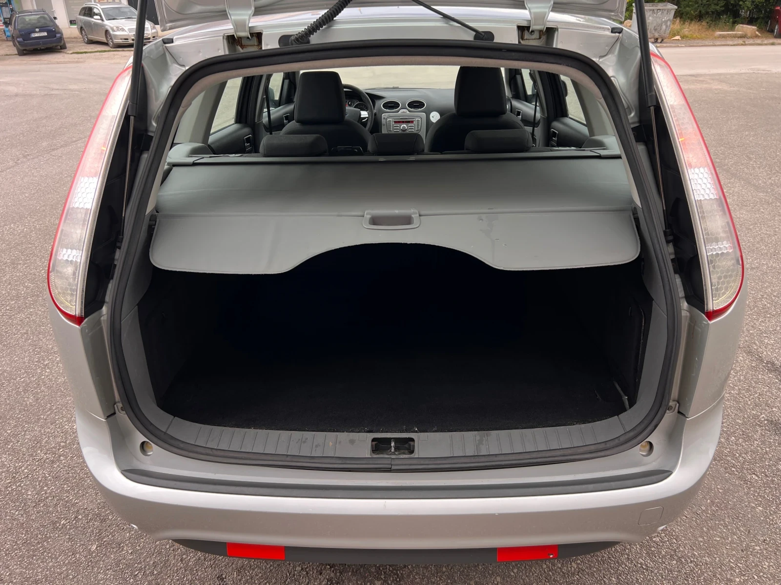 Ford Focus 1.6TDCi 109k.c * Климатик* , снимка 15 - Автомобили и джипове - 55268166