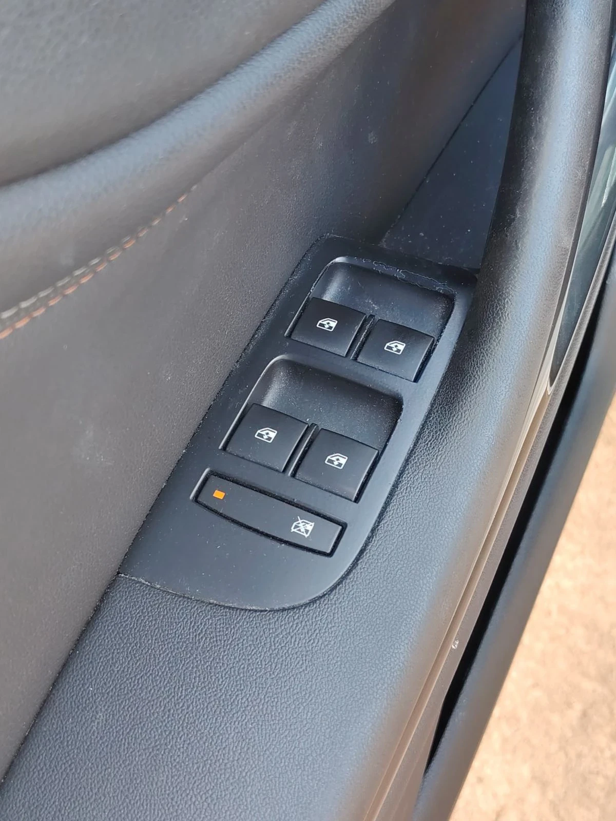 Opel Zafira Tourer 1.6 cdi N1, снимка 16 - Автомобили и джипове - 55503538