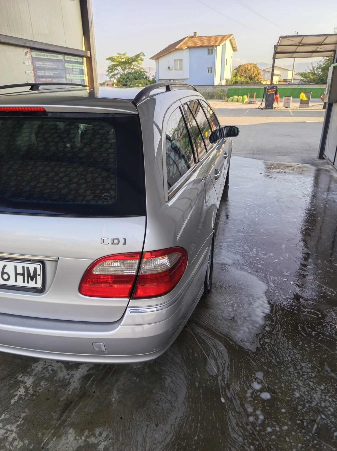 Mercedes-Benz E 320, снимка 4 - Автомобили и джипове - 55892219
