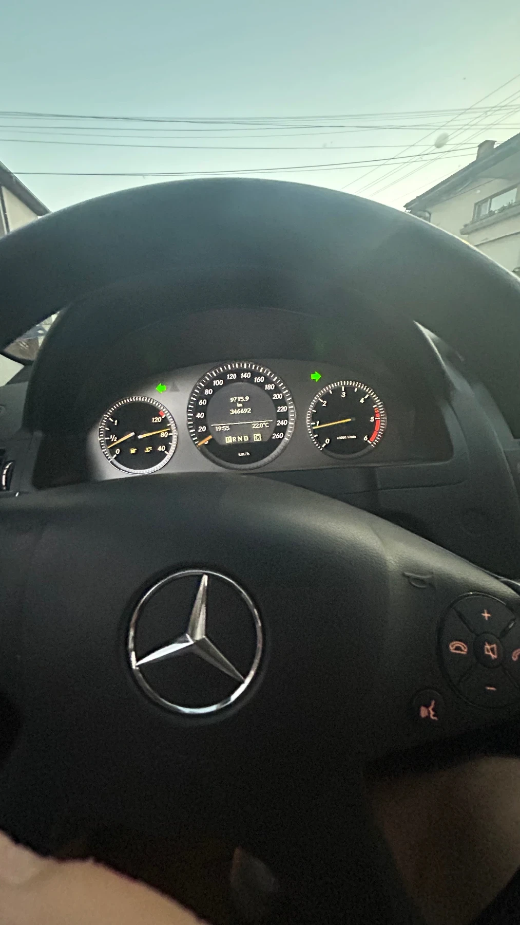 Mercedes-Benz C 220, снимка 6 - Автомобили и джипове - 56040476