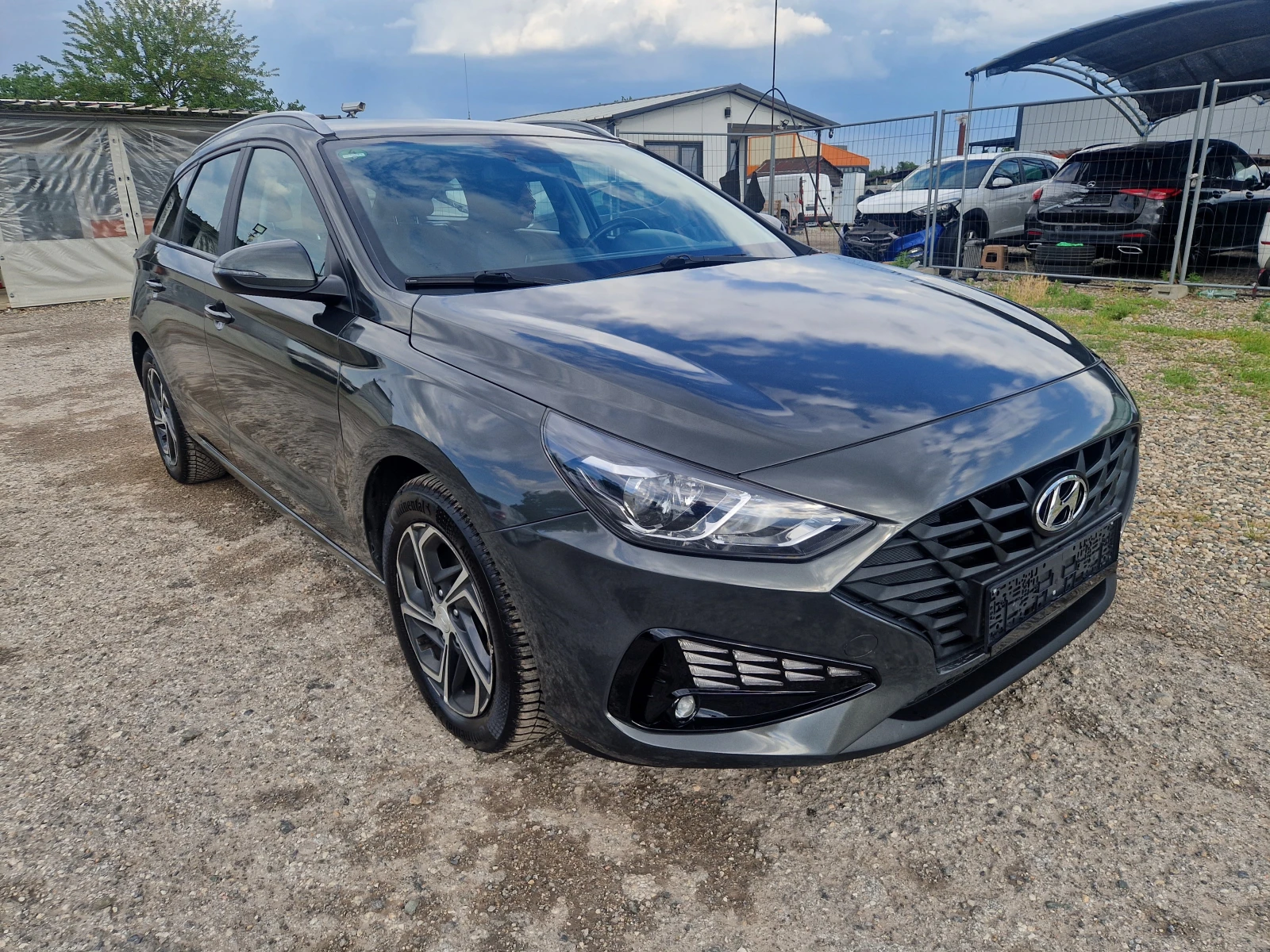 Hyundai I30 1.6 CRDI Select, снимка 3 - Автомобили и джипове - 56434720