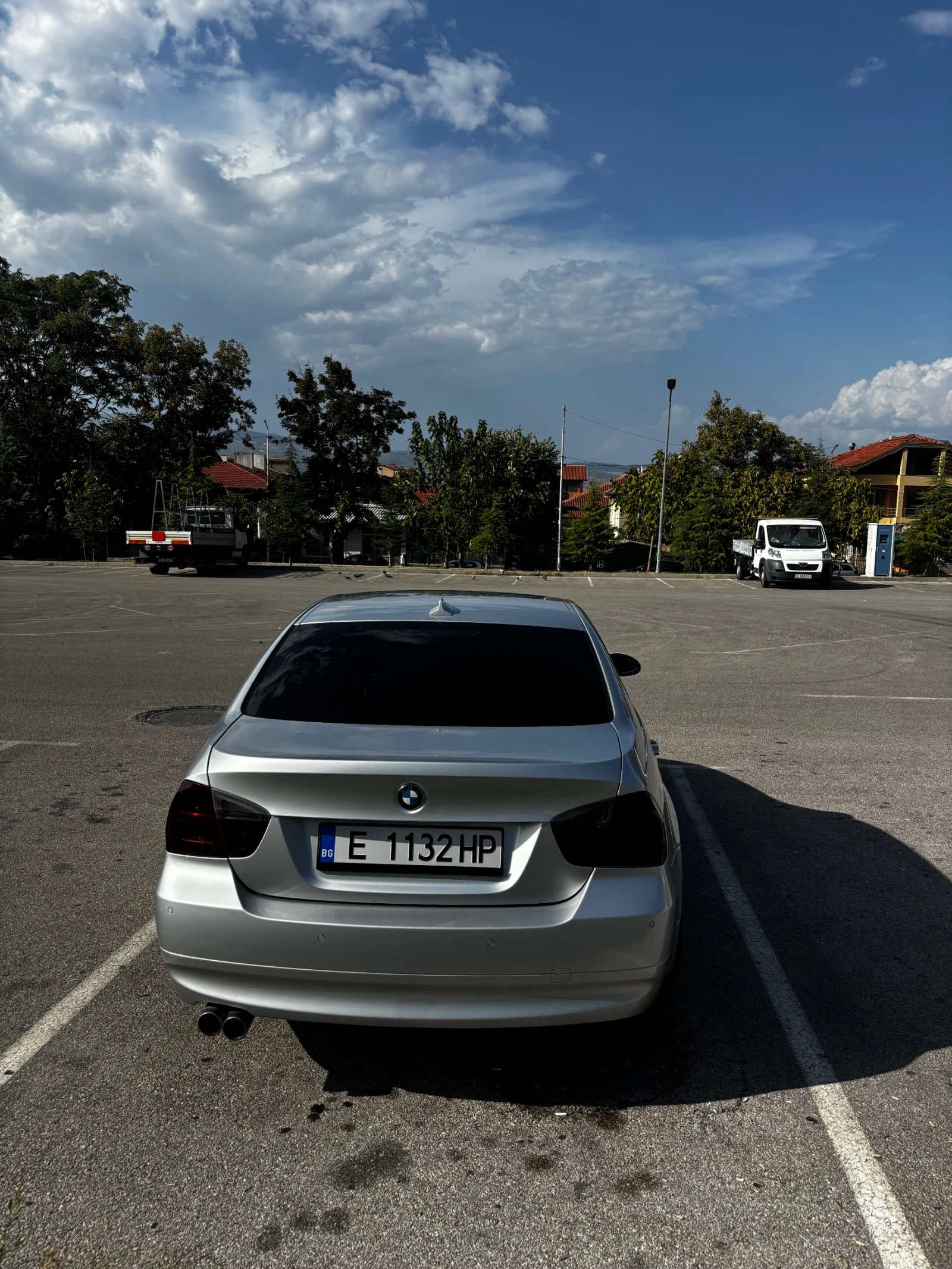 BMW 330, снимка 8 - Автомобили и джипове - 56464963