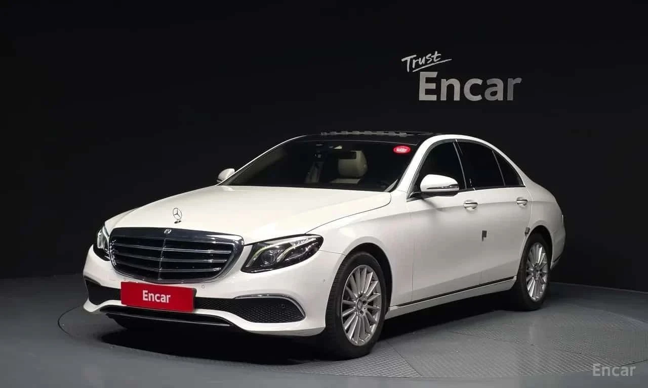 Mercedes-Benz E 220