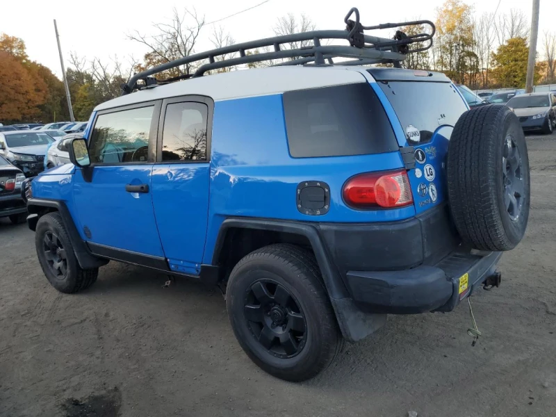 Toyota Fj cruiser AWD, снимка 2 - Автомобили и джипове - 47978387