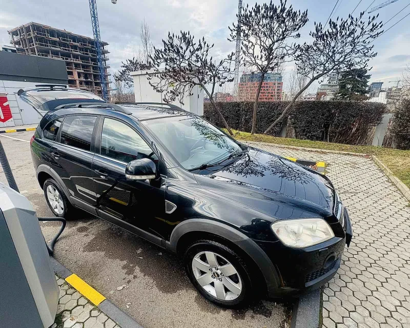 Chevrolet Captiva, снимка 2 - Автомобили и джипове - 48420493