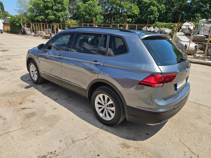 VW Tiguan 2.0 4x4, снимка 4 - Автомобили и джипове - 52452075