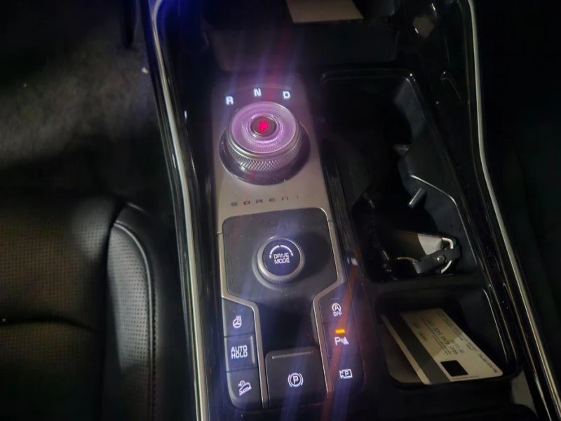 Kia Sorento Diesel 2.2 2WD Noblesse, снимка 11 - Автомобили и джипове - 52109720