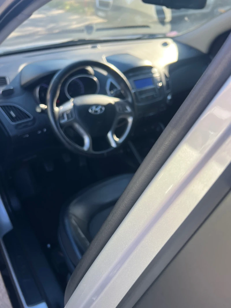 Hyundai IX35 1.6, снимка 6 - Автомобили и джипове - 52636602