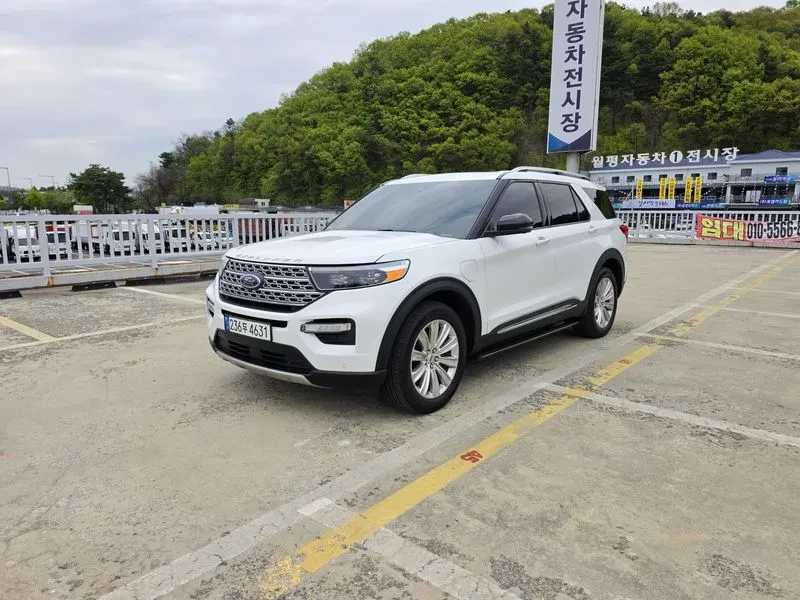 Ford Explorer 3.0 - САМО 30% АВАНС, снимка 3 - Автомобили и джипове - 56292872