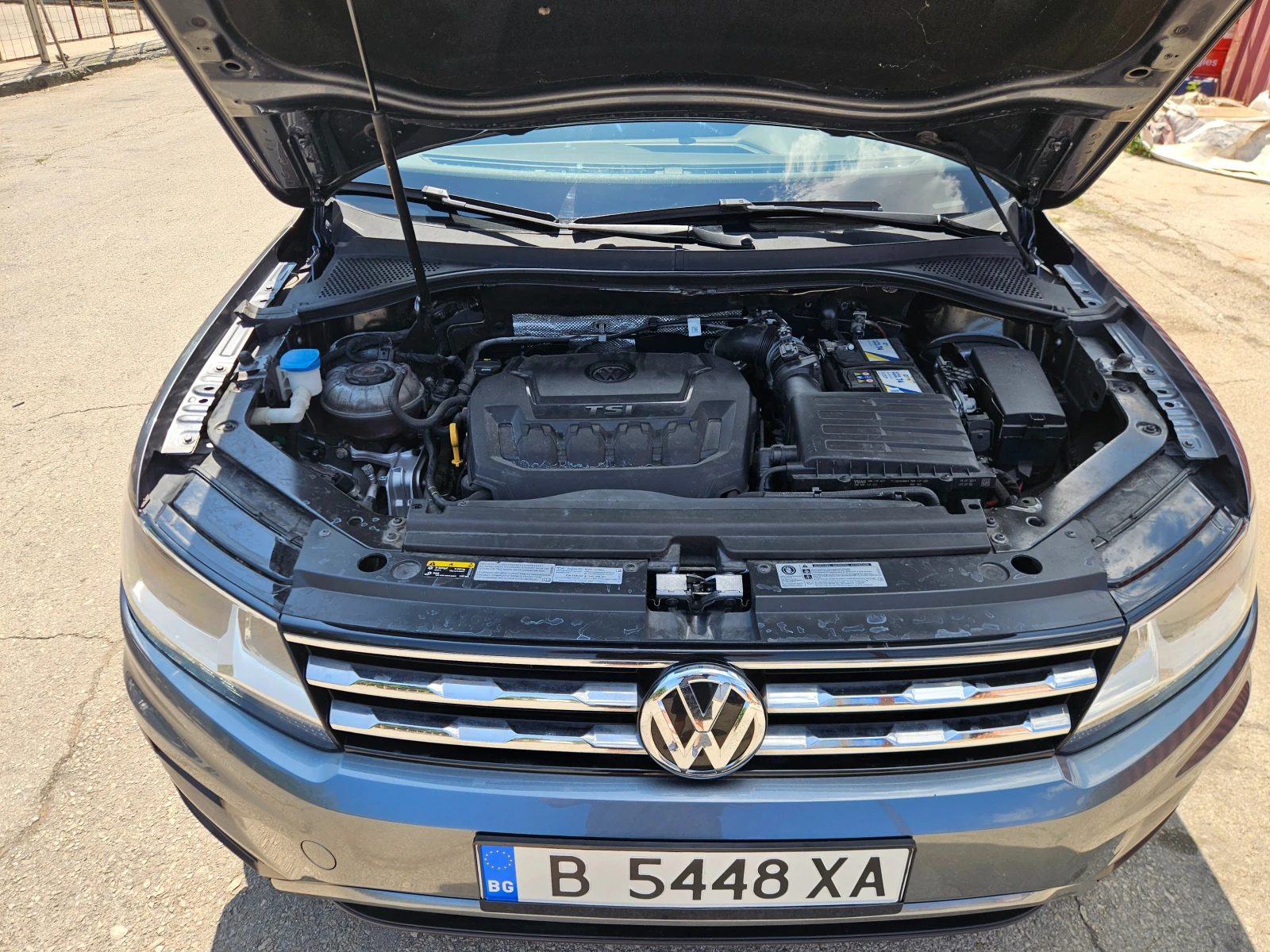 VW Tiguan 2.0 4x4 - изображение 8