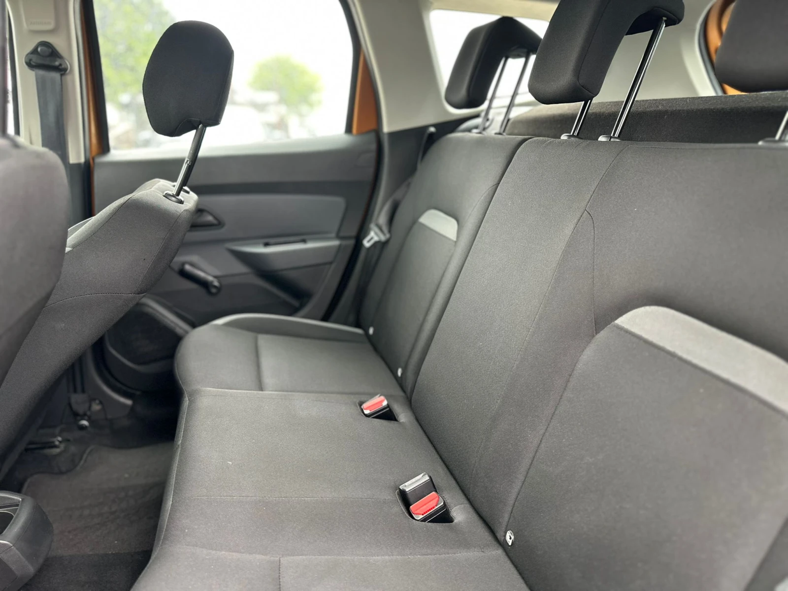 Dacia Duster / 1.5D / 109HP / EURO 6 / TOP / - изображение 10