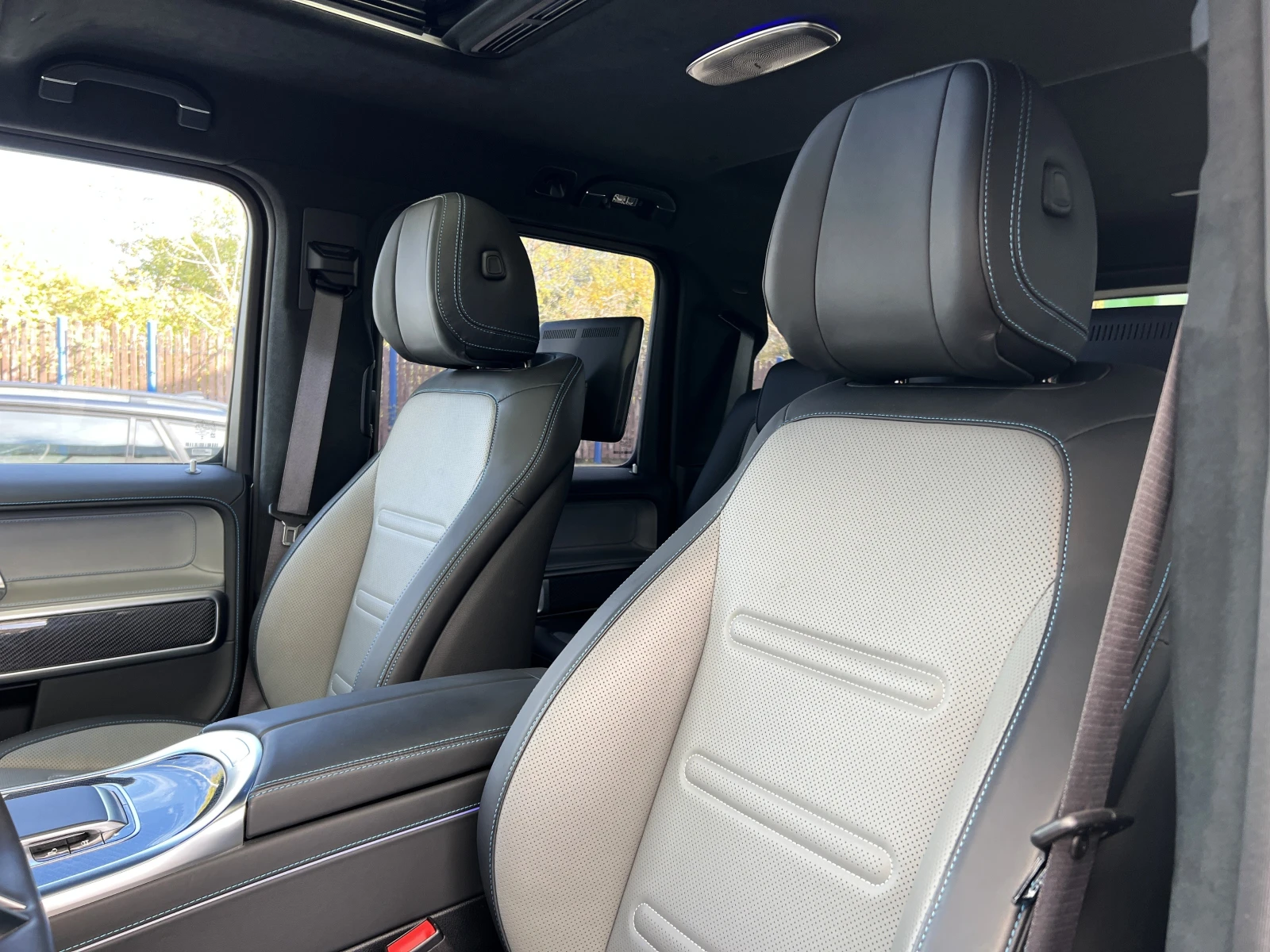 Mercedes-Benz G 580 EQ/AMG/4M/G-TURN/CARBON/EDITION ONE/BURM/360/TV/ - изображение 8