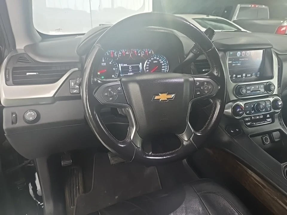 Chevrolet Suburban 1500 LT 1LT - изображение 6