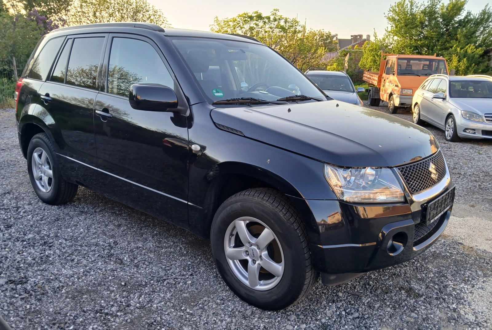 Suzuki Grand vitara 2.0i/4×4/140, снимка 5 - Автомобили и джипове - 54403970
