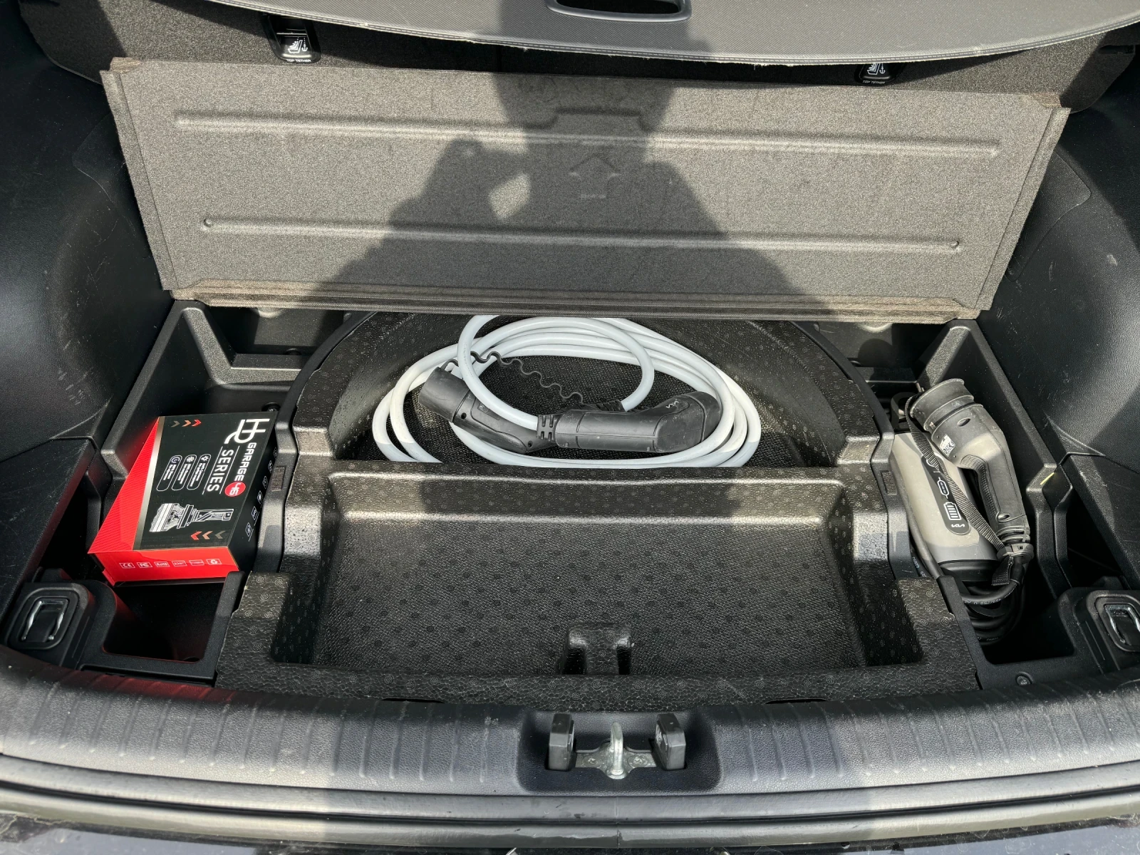 Kia Niro, снимка 13 - Автомобили и джипове - 54413971