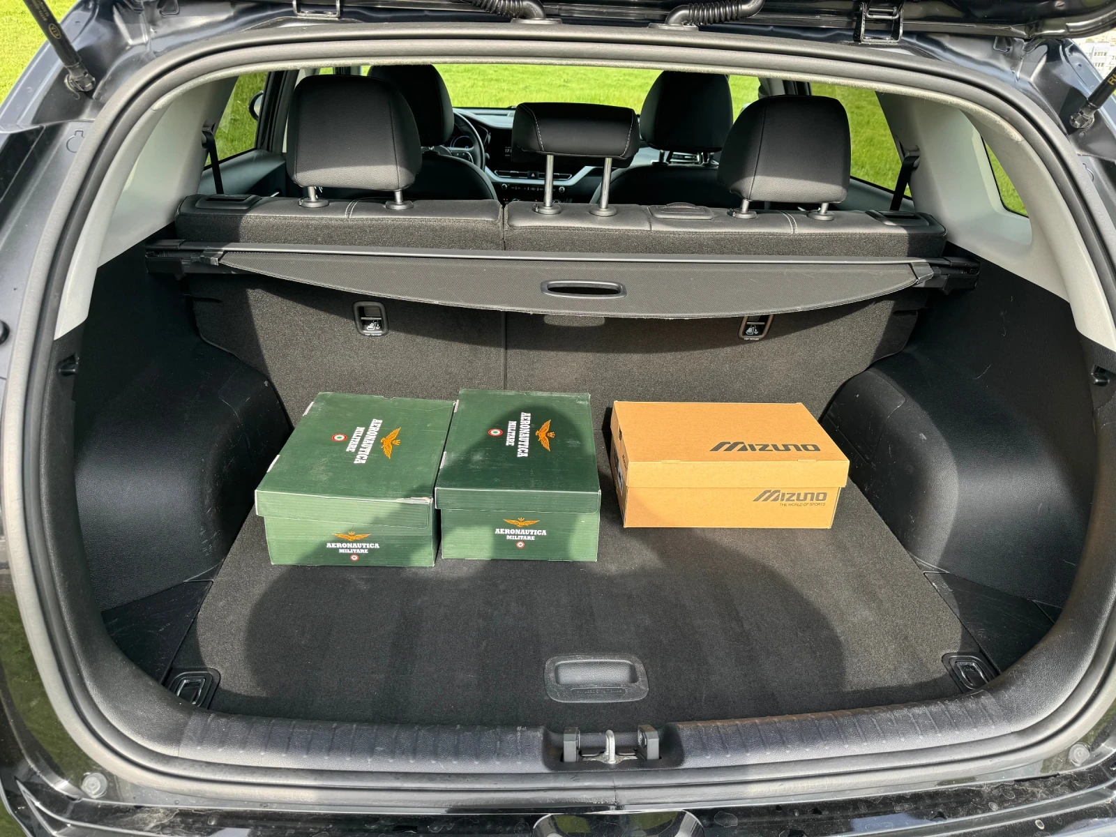 Kia Niro, снимка 12 - Автомобили и джипове - 54413971
