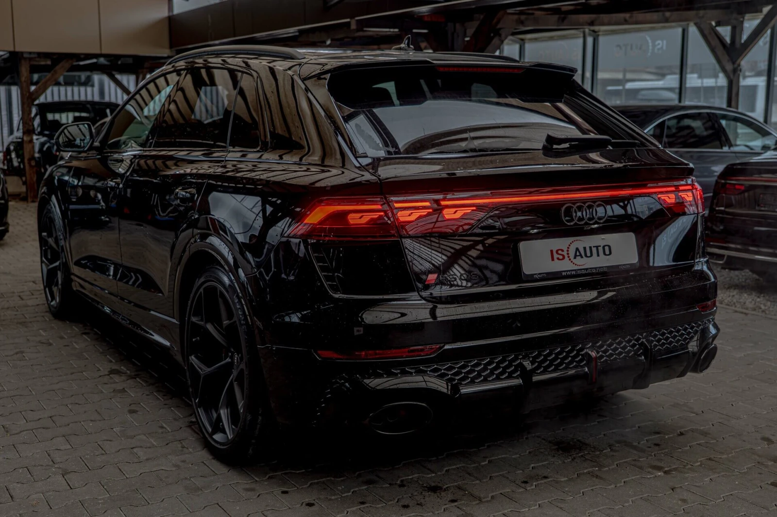 Audi RSQ8 Perf/Bang&Olufsen/Exclusiv/Dist/3D Камера/Пано, снимка 5 - Автомобили и джипове - 54973042