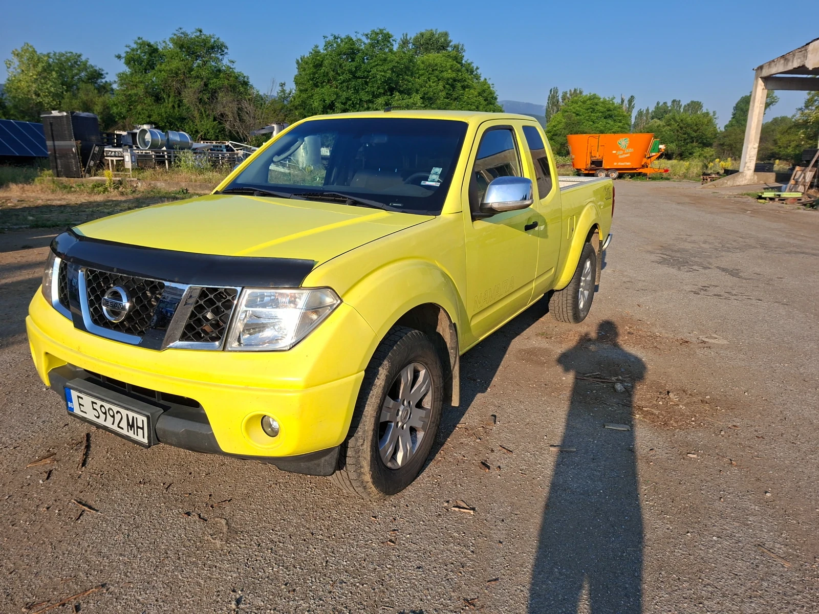 Nissan Navara, снимка 16 - Автомобили и джипове - 55072474