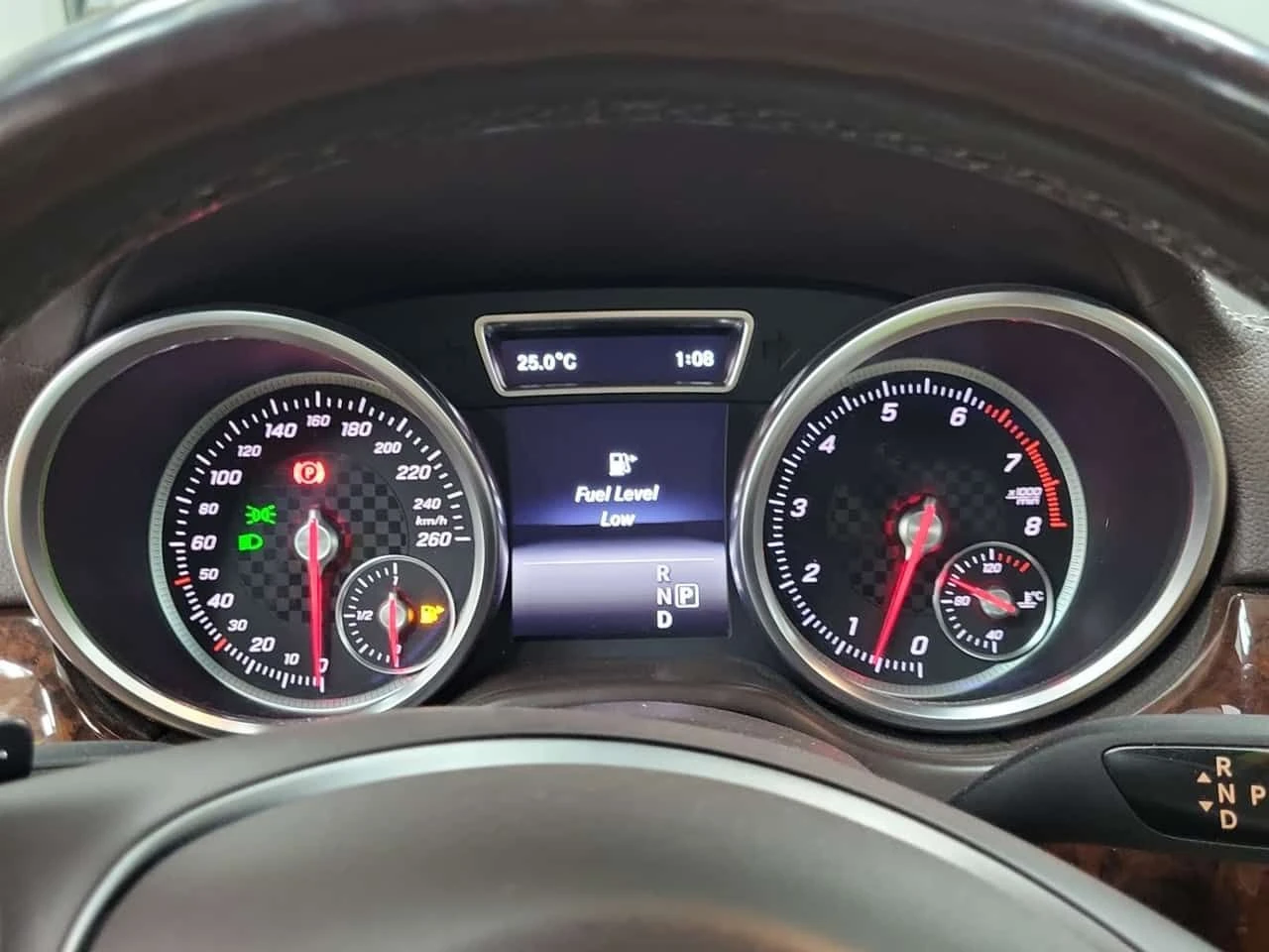 Mercedes-Benz GLE 450 AMG  * CARFAX * ОПЦИЯ ЗА ФИНАНСИРАНЕ, снимка 9 - Автомобили и джипове - 55338581